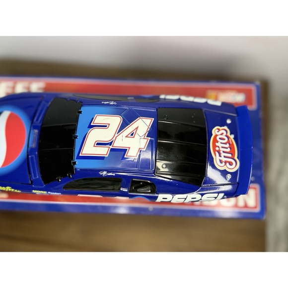 1999 Jeff Gordon #24 Pepsi Monte Carlo 1:24 Action Racing Limited Edition - Picture 8 of 13